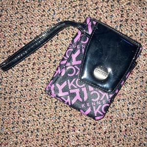 KC purple/black wristlet
